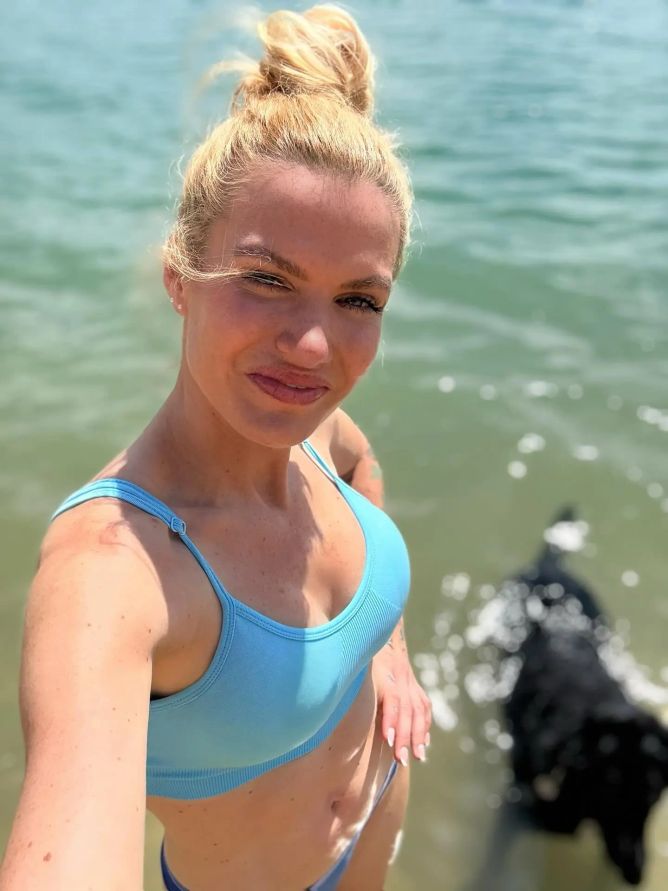 Gabriela Soukalová v bikinách vyrazila dech nejen fanouškům, snímky kolují internetem Gabriela Soukalová v bikinách vyrazila dech nejen fanouškům, snímky kolují internetem