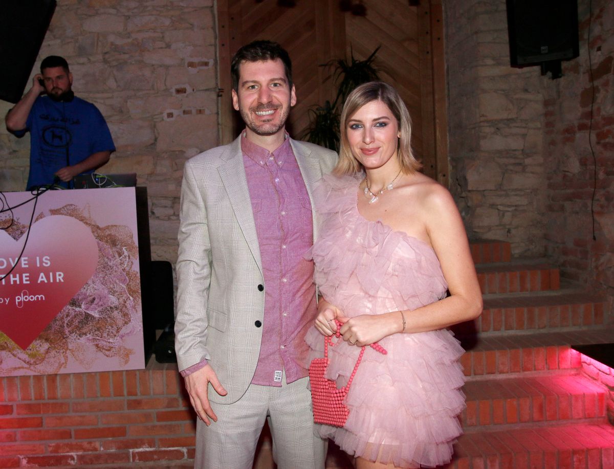 Drama v rodině Petra Říbala: Manželka Míša skončila na JIPce, její stav je vážný Drama v rodině Petra Říbala: Manželka Míša skončila na JIPce, její stav je vážný