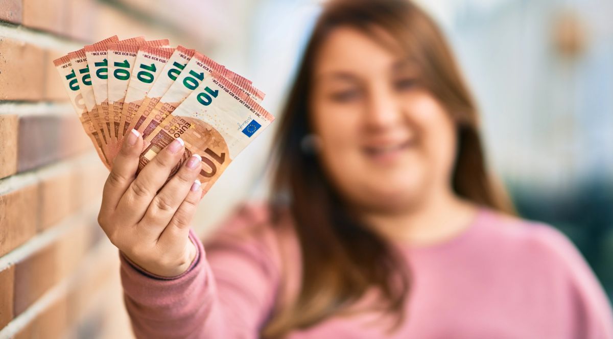 Neuvěřitelné důchody? Na 70 tisíc měsíčně dnes dosáhnou jen úspěšné ženy z NDR Neuvěřitelné důchody? Na 70 tisíc měsíčně dnes dosáhnou jen úspěšné ženy z NDR
