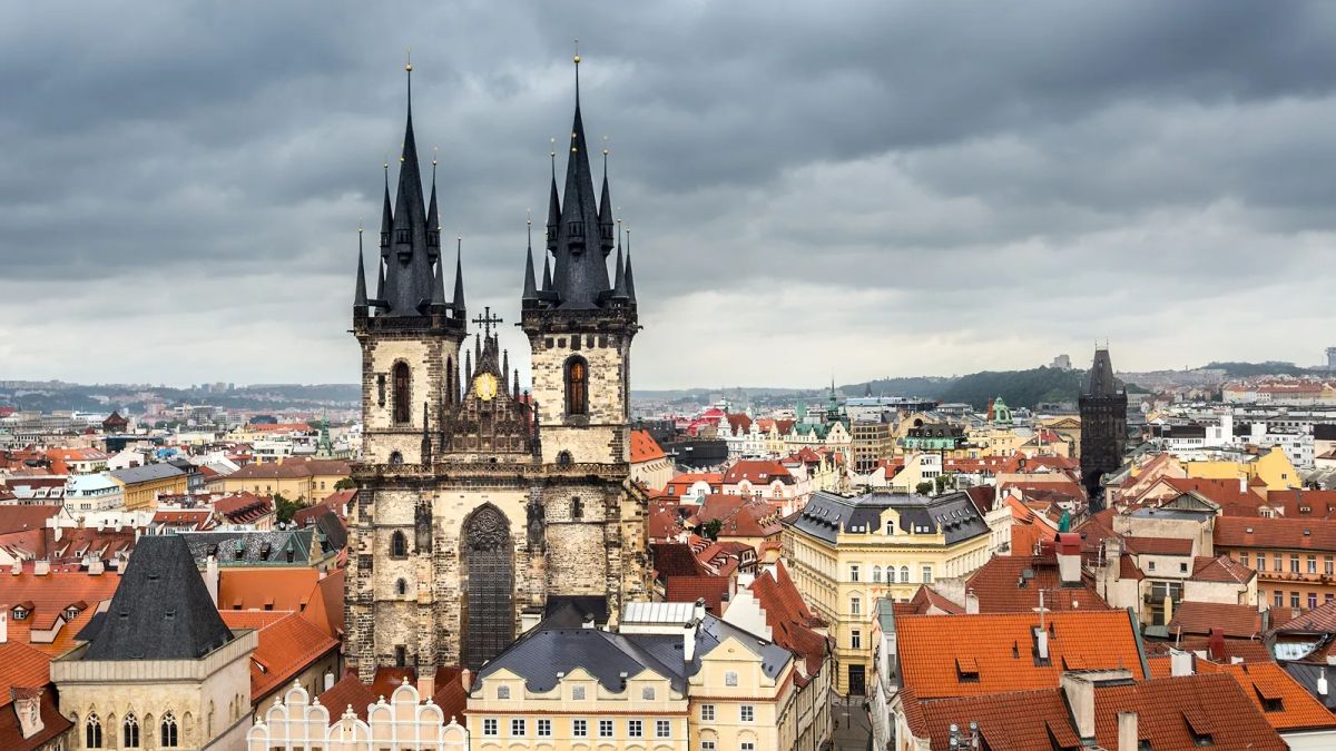 Radar zaznamenal zvláštní jev nad Evropou. Do Česka dorazí plnou silou už během 24 hodin Radar zaznamenal zvláštní jev nad Evropou. Do Česka dorazí plnou silou už během 24 hodin