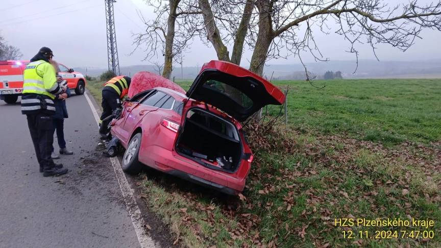 Ranní nehoda na Domžlicku.