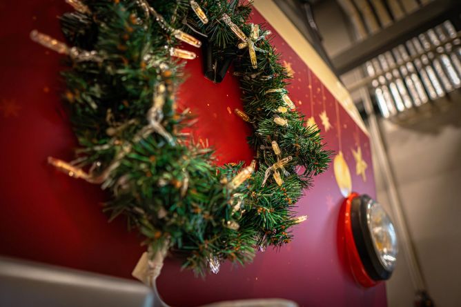 Vánoční tramvaj brzy vyrazí do ulic Plzně. Vánoční tramvaj brzy vyrazí do ulic Plzně.