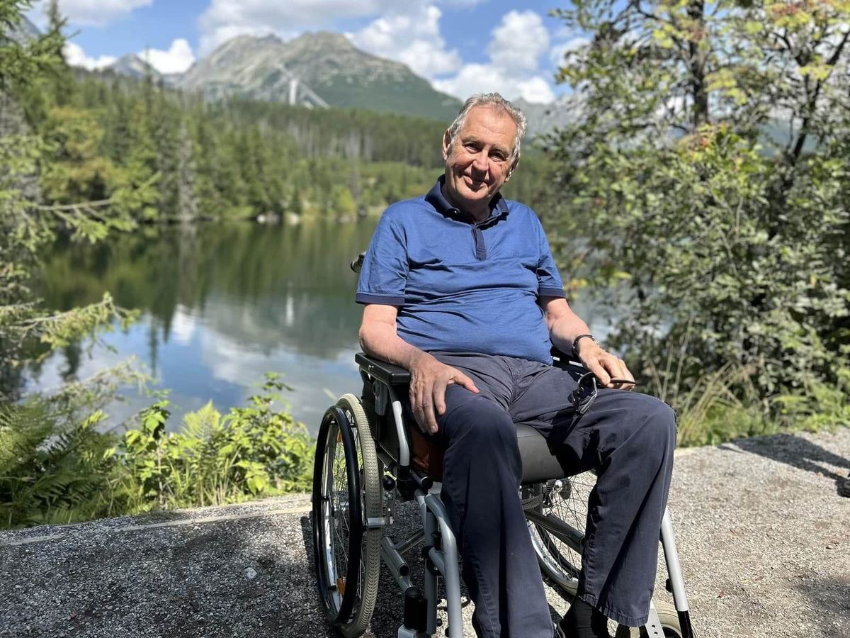 Miloše Zemana zachraňovala policie: Stalo se mu něco neuvěřitelného Miloše Zemana zachraňovala policie: Stalo se mu něco neuvěřitelného