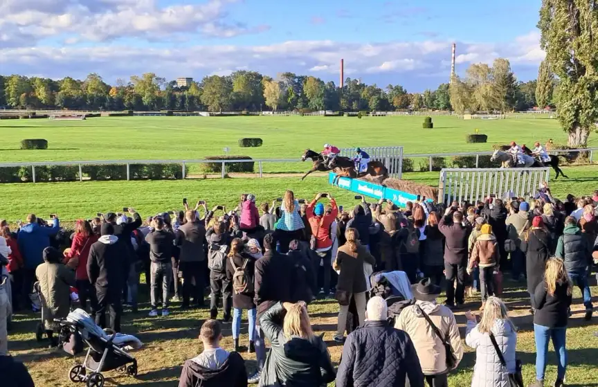 Velká pardubická 2024 všechny šokovala: Tohle se tam nikdy nestalo