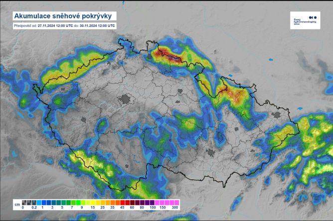 Na Česko se žene vydatné sněžení. Na Česko se žene vydatné sněžení.