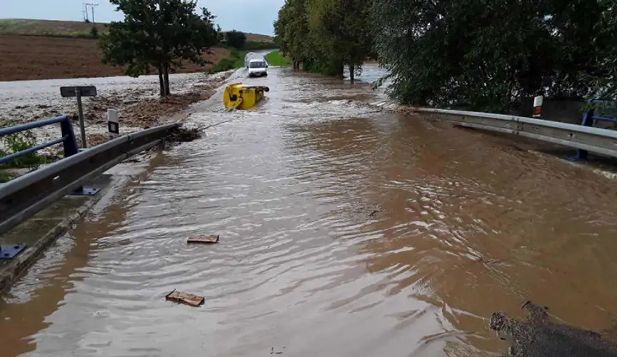 Česku hrozí silné povodně. Lidé se připravují na evakuaci