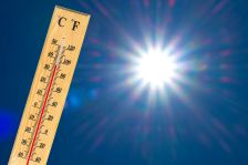 Tropické dny lámou rekordy. Co to znamená pro zdraví a peněženky Čechů?