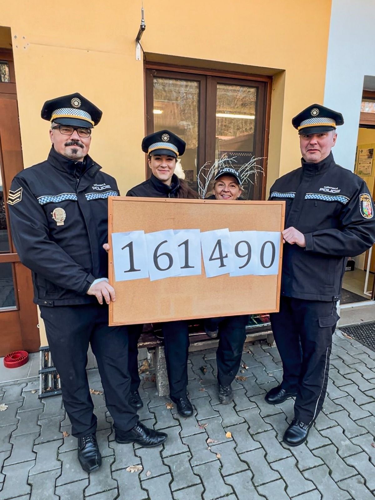 Dárci pomohli zvířatům v nouzi: pokladnička útulku přinesla 161 490 Kč! Dárci pomohli zvířatům v nouzi: pokladnička útulku přinesla 161 490 Kč!