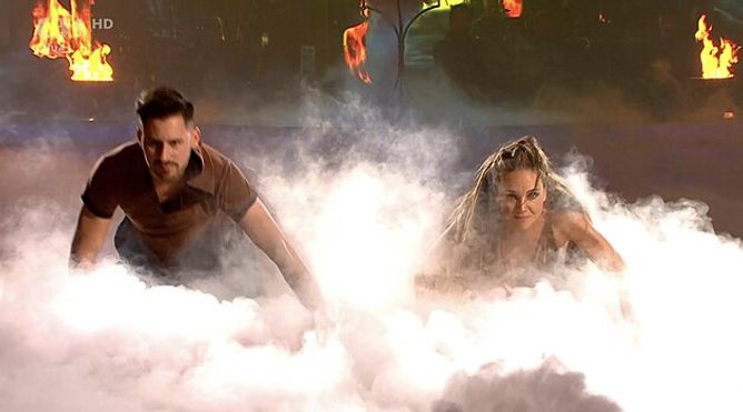 Předvedli nejlepší tance večera. Předvedli nejlepší tance večera.