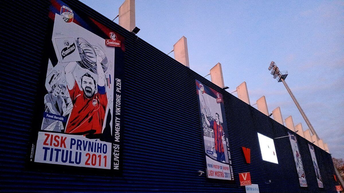 Nová aplikace FC Viktoria Plzeň: Fanoušci musí přeinstalovat oblíbenou appku Nová aplikace FC Viktoria Plzeň: Fanoušci musí přeinstalovat oblíbenou appku