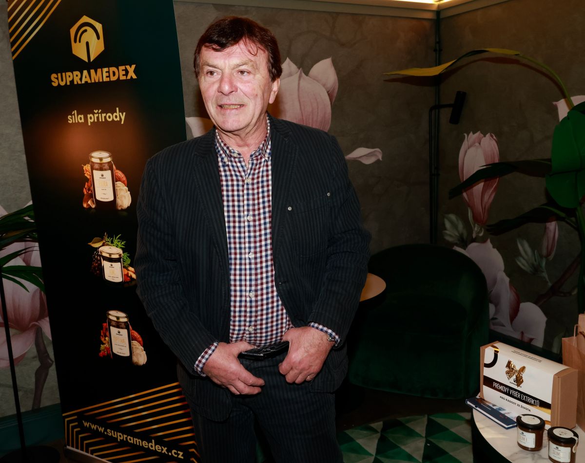 Zpráva, která zasáhla jeho fanoušky: Pavla Trávníčka zradilo srdce, šlo o minuty Zpráva, která zasáhla jeho fanoušky: Pavla Trávníčka zradilo srdce, šlo o minuty