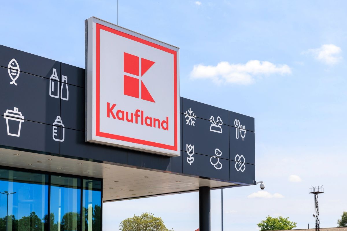 Dnes to vypukne: Kaufland srazí ceny zimního vybavení do auta. Autopotřeby za hubičku Dnes to vypukne: Kaufland srazí ceny zimního vybavení do auta. Autopotřeby za hubičku
