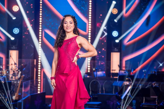 Další vyřazenou je Chilli, jejíž odchod vyvolal bouřlivé diskuze. Další vyřazenou je Chilli, jejíž odchod vyvolal bouřlivé diskuze.