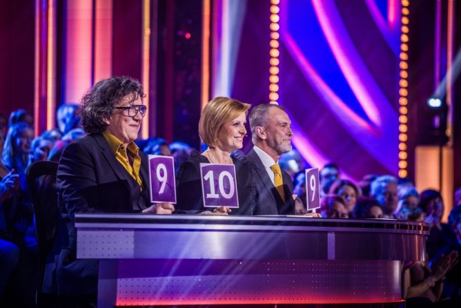 StarDance se blíží do svého finále. StarDance se blíží do svého finále.