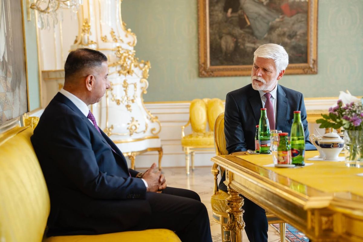 Prezident Pavel přivítá české velvyslance na Pražském hradě Prezident Pavel přivítá české velvyslance na Pražském hradě