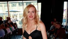 Lidé nepřestávají chválit: Sportovní forma Soukalové na pláži ohromila i kritiky