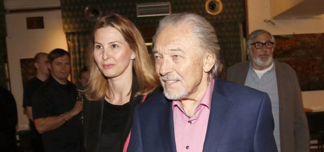 Karel Gott by oslavil 86 let, Ivana se chystá na nový vztah a odhaluje, co bude s Bertramkou Karel Gott by oslavil 86 let, Ivana se chystá na nový vztah a odhaluje, co bude s Bertramkou