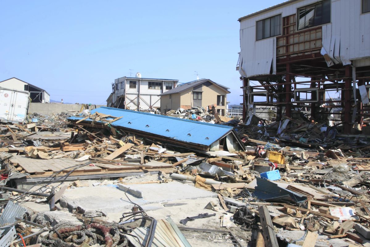 Všude jsou sirény, fouká vítr a lidé panikaří. Tsunami přijde za několik minut, říká Češka žijící na Havaji Všude jsou sirény, fouká vítr a lidé panikaří. Tsunami přijde za několik minut, říká Češka žijící na Havaji