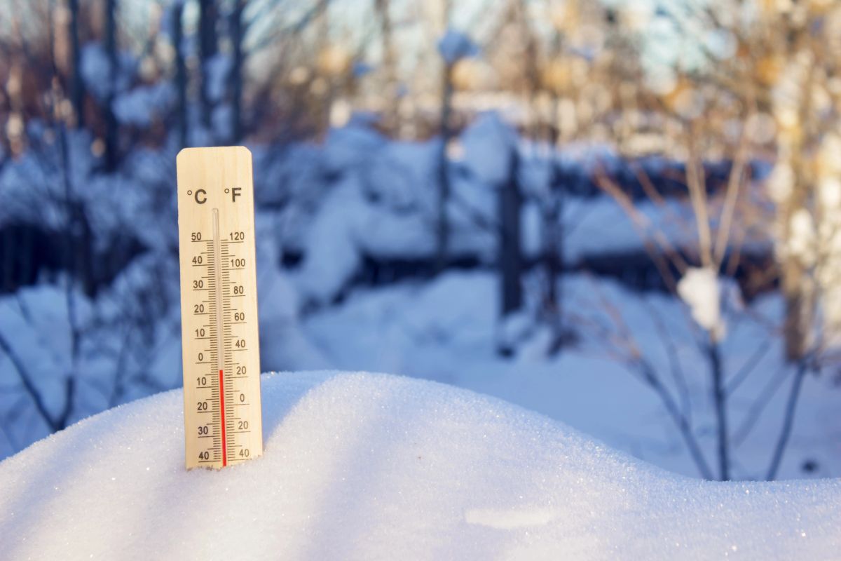 Meteorologové varují: Česko čeká šok v počasí, na západě bude mrznout, východ se zapotí! Meteorologové varují: Česko čeká šok v počasí, na západě bude mrznout, východ se zapotí!