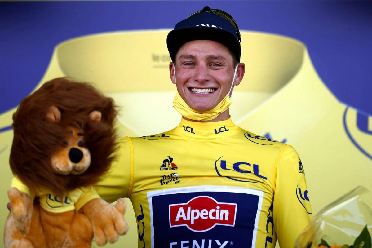 Žlutý dres má nového majitele! Van der Poel překvapil favority a přepisuje letošní Tour Žlutý dres má nového majitele! Van der Poel překvapil favority a přepisuje letošní Tour