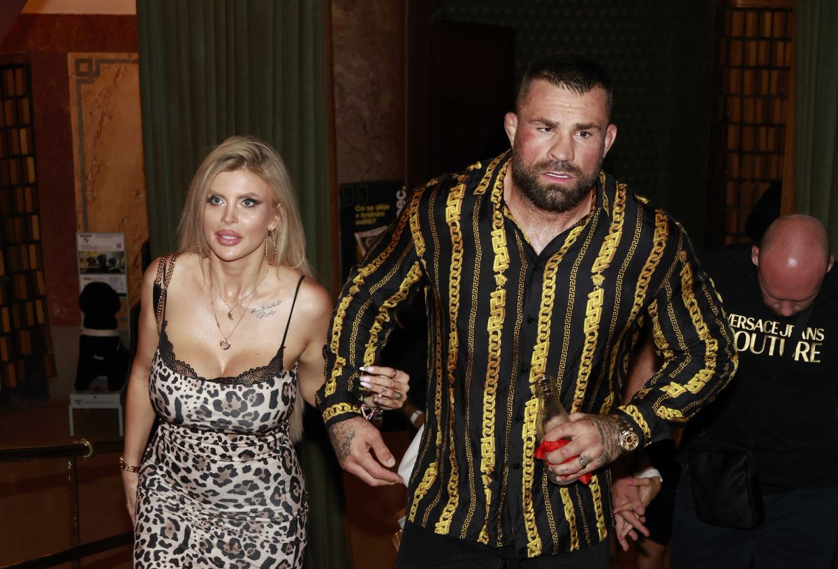 Lela Vémola je těhotná. S Karlosem čeká třetí dítě, víme detaily! Lela Vémola je těhotná. S Karlosem čeká třetí dítě, víme detaily!