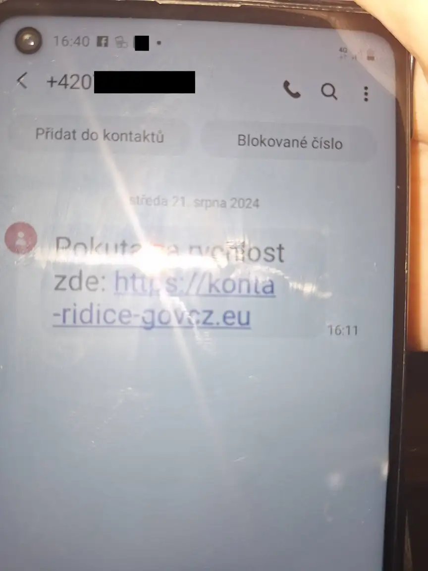 Vzor podvodné SMS.