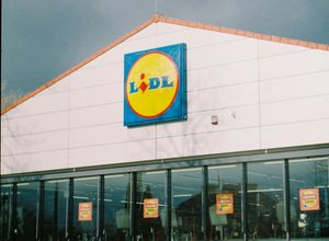 Lidl ruší papírové letáky: Senioři si oblíbili digitální novinku Lidl ruší papírové letáky: Senioři si oblíbili digitální novinku