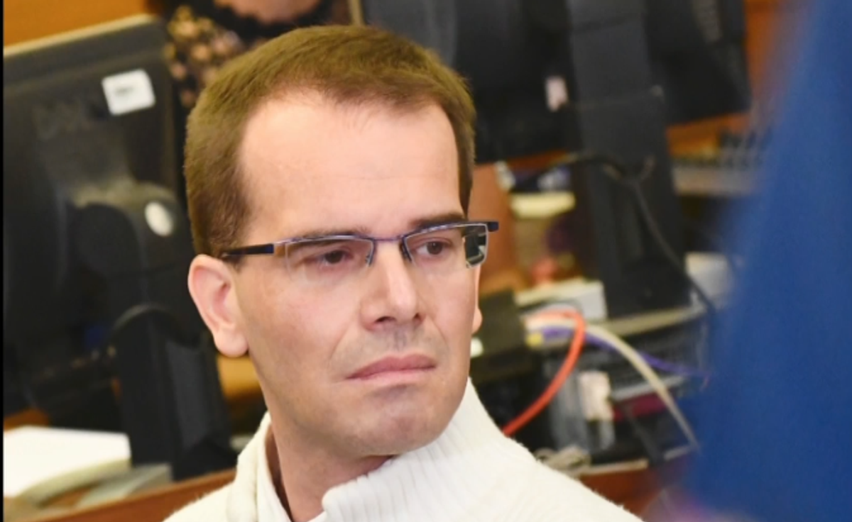 Pedokrál Plyšáček: Jak mohl po dvou letech vyjít na svobodu? České vraždy přináší šokující fakta Pedokrál Plyšáček: Jak mohl po dvou letech vyjít na svobodu? České vraždy přináší šokující fakta
