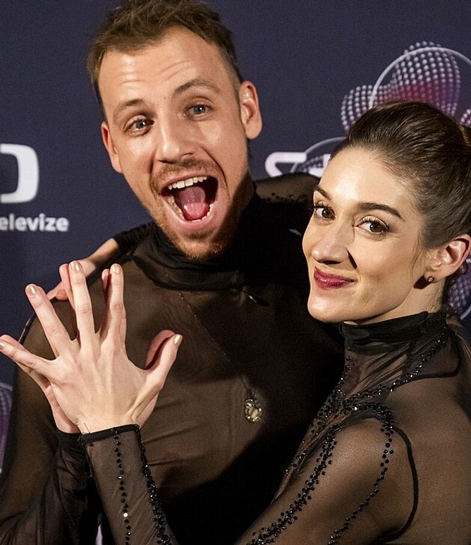 Předvedli dokonalé tance. Předvedli dokonalé tance.