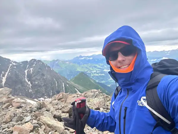 Navzdory vzácné nemoci se Daniel pokusil zdolat Mont Blanc. Znemožnilo mu to počasí