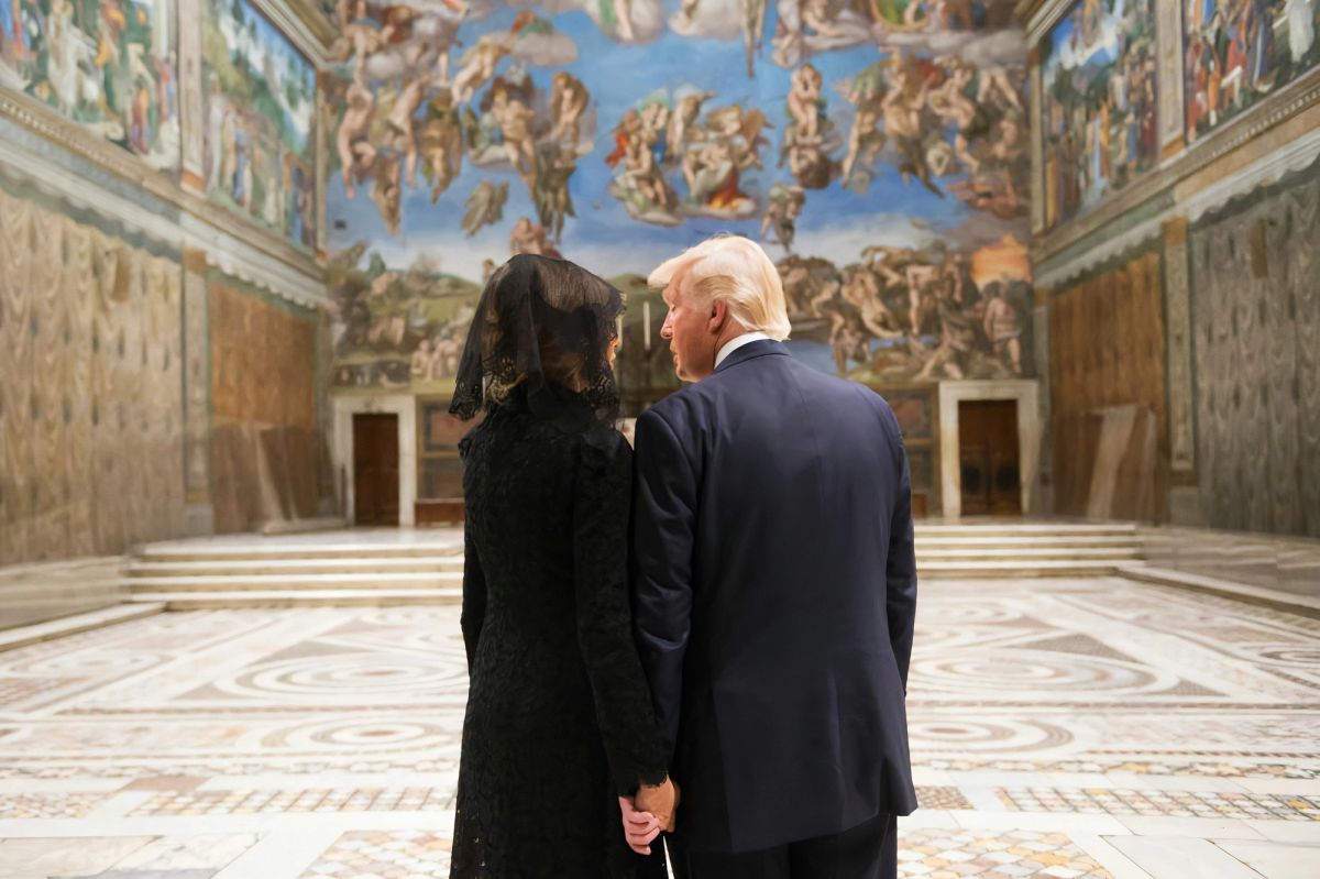 Trump se označil za prezidenta. Slibuje zlatou éru Ameriky Trump se označil za prezidenta. Slibuje zlatou éru Ameriky