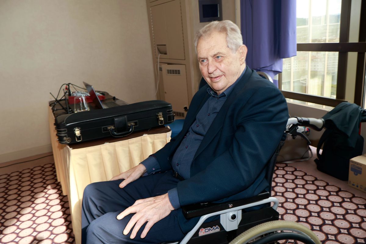Důchod podle Zemana: Exprezident žije v domě snů, sousedé nevěří vlastním očím Důchod podle Zemana: Exprezident žije v domě snů, sousedé nevěří vlastním očím