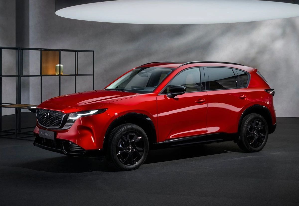 Nová Mazda CX-5 mění pravidla hry, odhalená cena zaskočila i skalní fanoušky Nová Mazda CX-5 mění pravidla hry, odhalená cena zaskočila i skalní fanoušky
