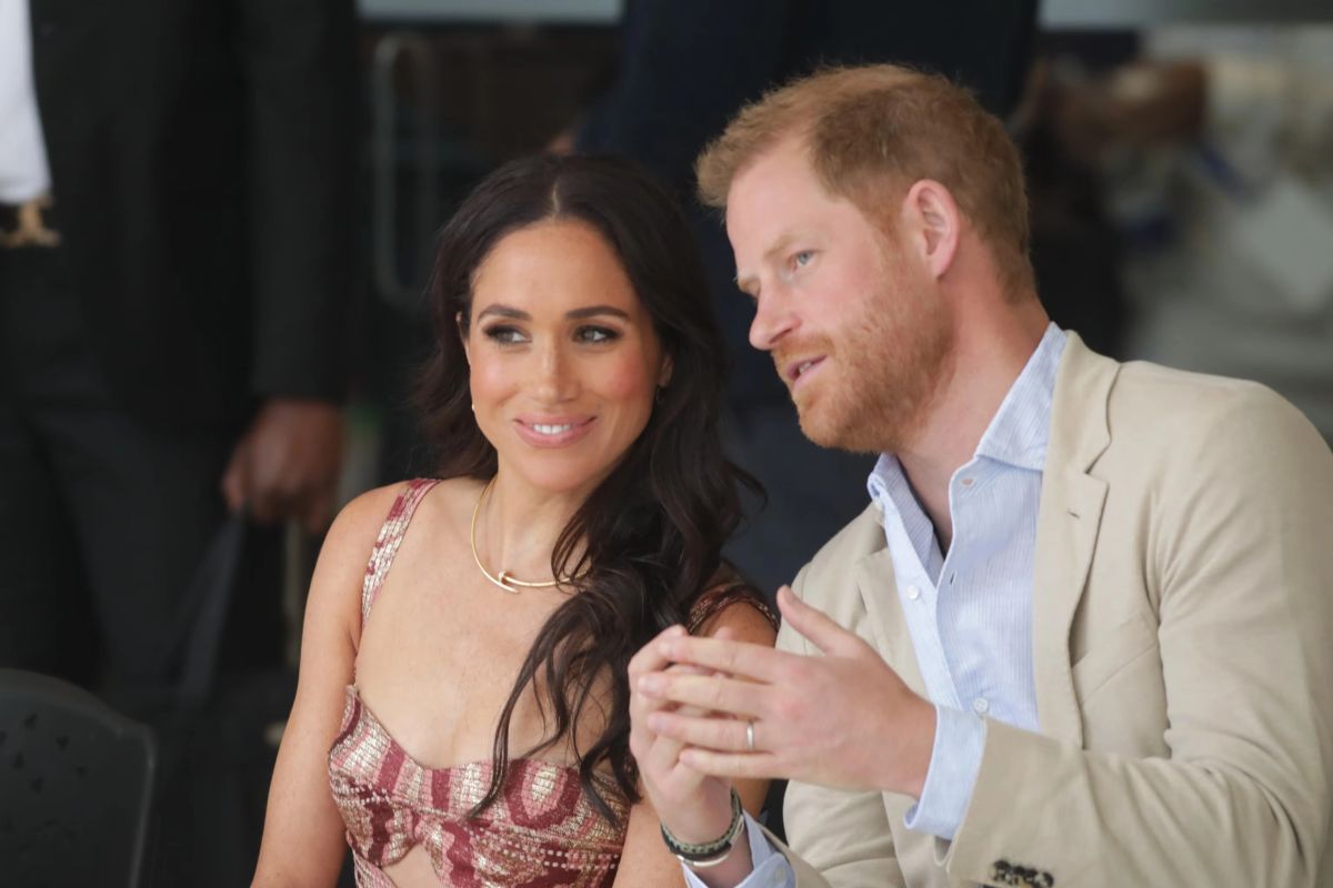 Takový tlak královská rodina nečekala: Harry a Meghan chtějí pro děti víc, než palác připouští Takový tlak královská rodina nečekala: Harry a Meghan chtějí pro děti víc, než palác připouští