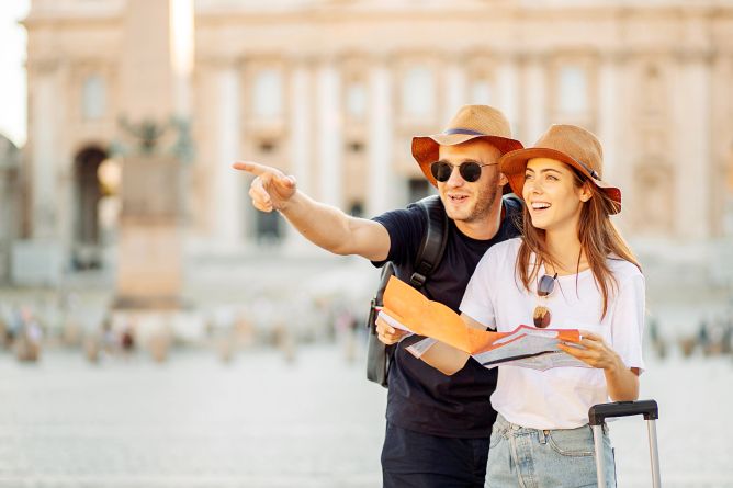 Češi letos loví zájezdy na poslední chvíli. Proč je nabídka větší, ale výběr složitější než dřív? Češi letos loví zájezdy na poslední chvíli. Proč je nabídka větší, ale výběr složitější než dřív?