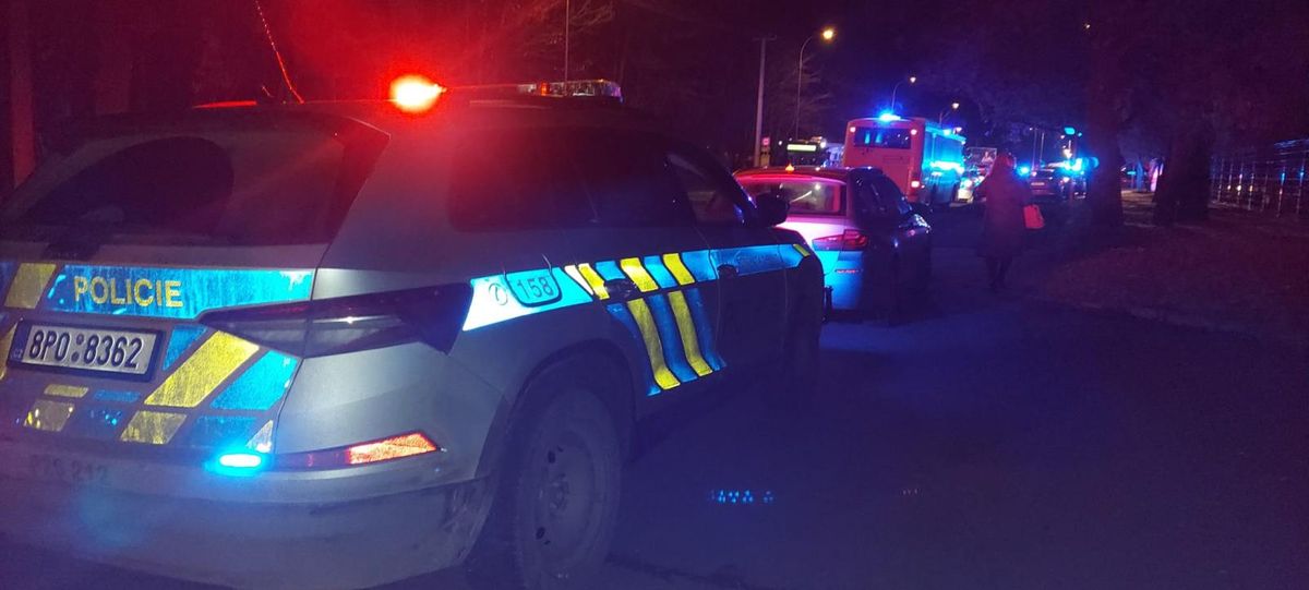 Výkřiky Alláhu akbar a údajné výstřely: Policie řeší falešný poplach na ZČU v Plzni Výkřiky Alláhu akbar a údajné výstřely: Policie řeší falešný poplach na ZČU v Plzni