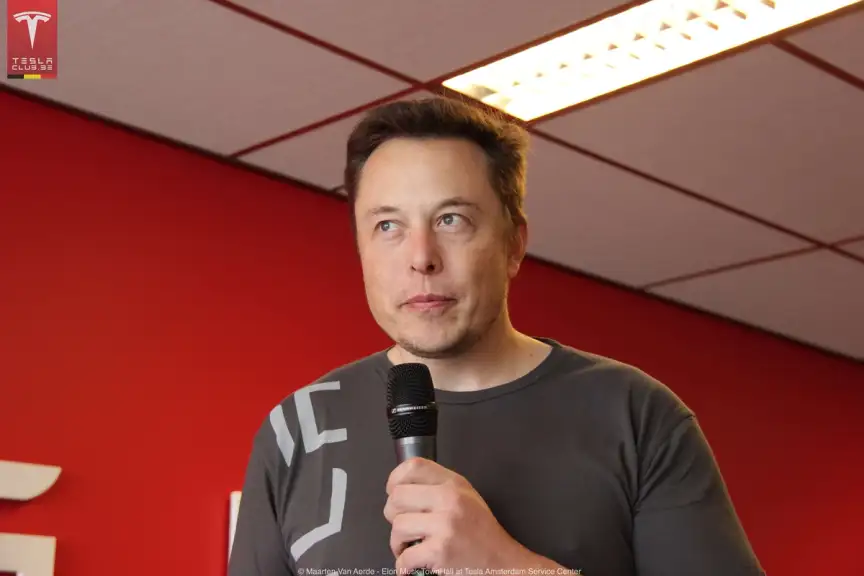 Elon Musk se kamarádí s Putinem. V kontaktu jsou již několik let!