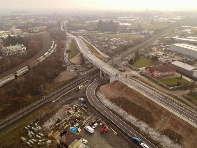 V Olomouci bude na přejezdu bezpečno. V Olomouci bude na přejezdu bezpečno.