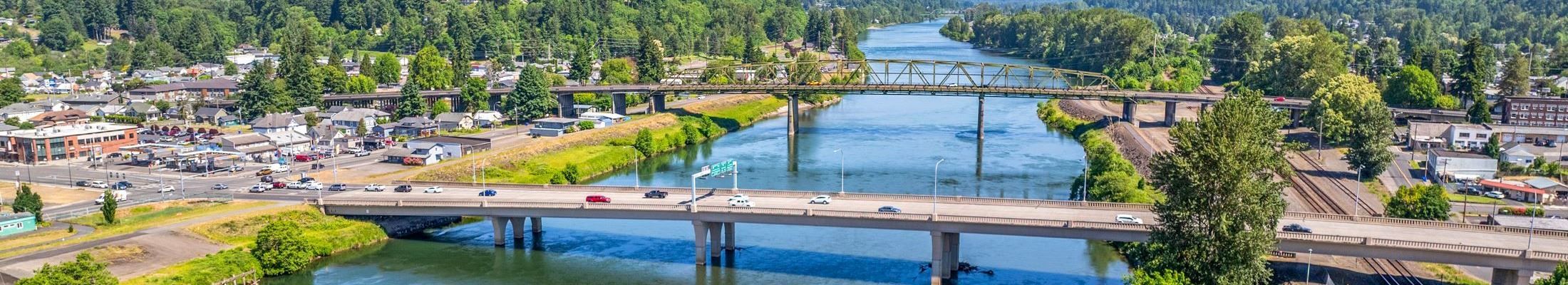 Kelso Longview bridges over the Cowlitz River