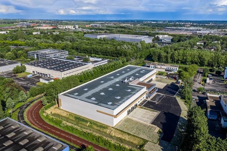 Luftbild des Logistikzentrums im Gewerbepark nahe dem Flughafen Paris-Charles-de-Gaulle