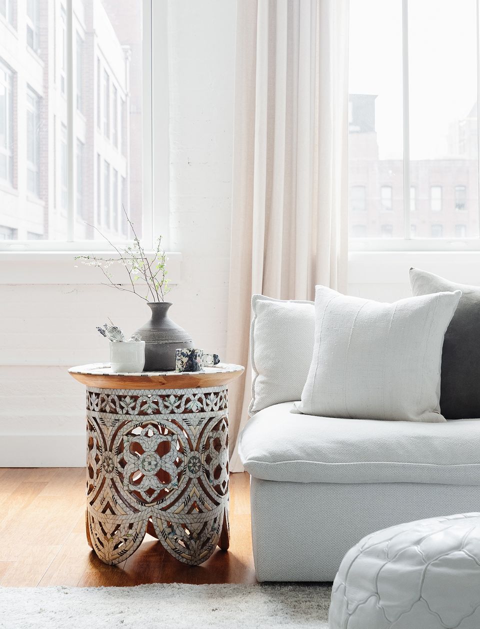 Vintage home decorating | vintage furniture shopping tips