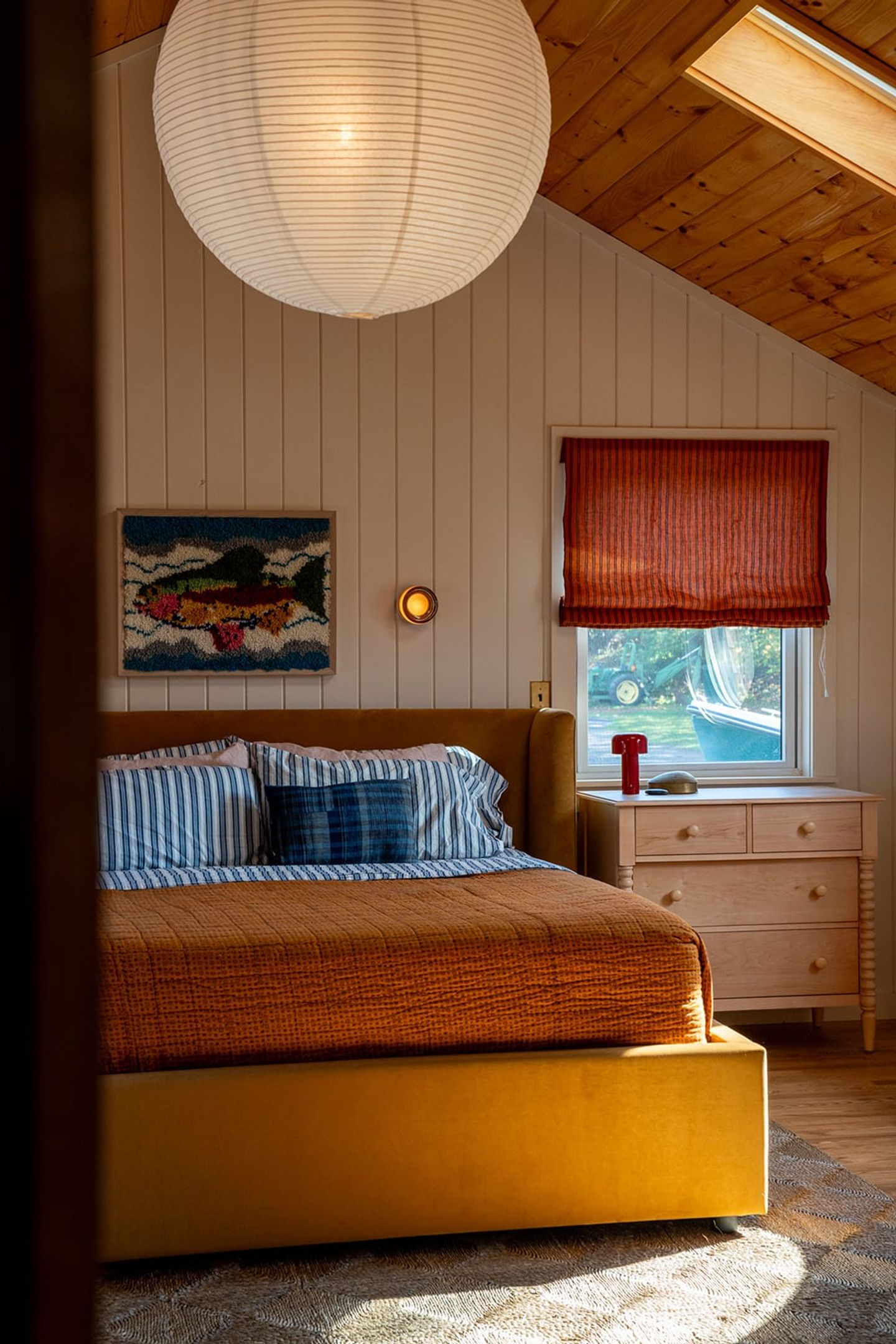 Mid-Century Modern Bedroom Design Ideas