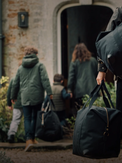 Your stylish summer getaway starts with a holdall