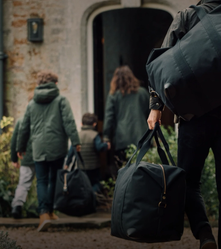 Your stylish summer getaway starts with a holdall