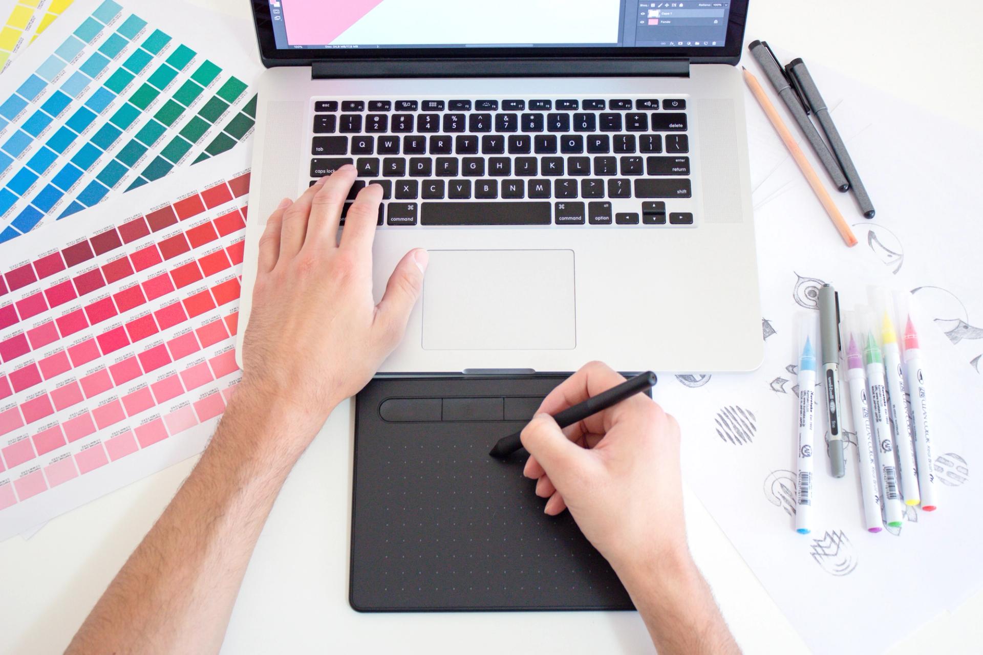 25+ Tips to Improve Your Skills as a Graphic Designer