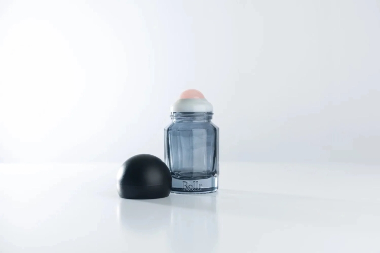 (Source: Dieline)