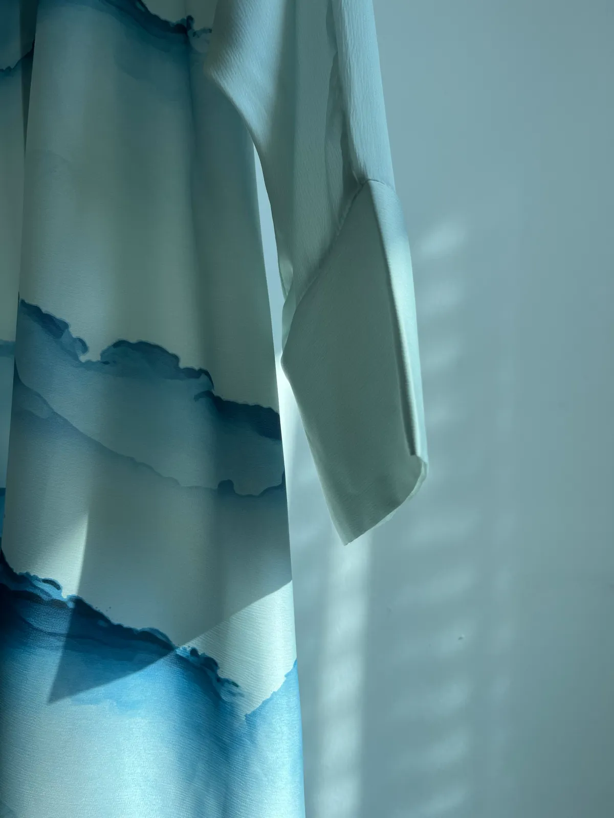 Classic Mawja abaya - View 4