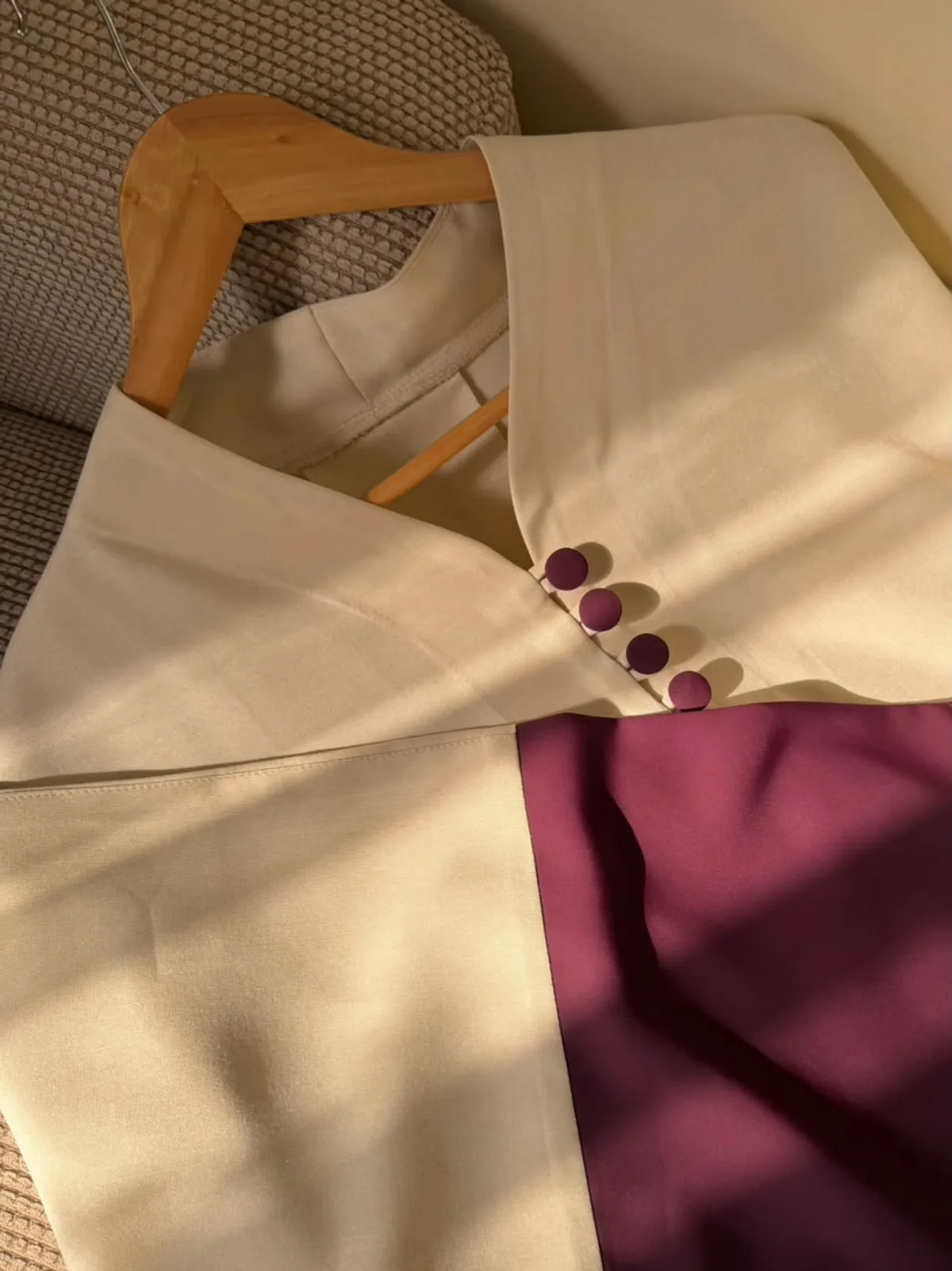 Berry Sand Abaya - View 3