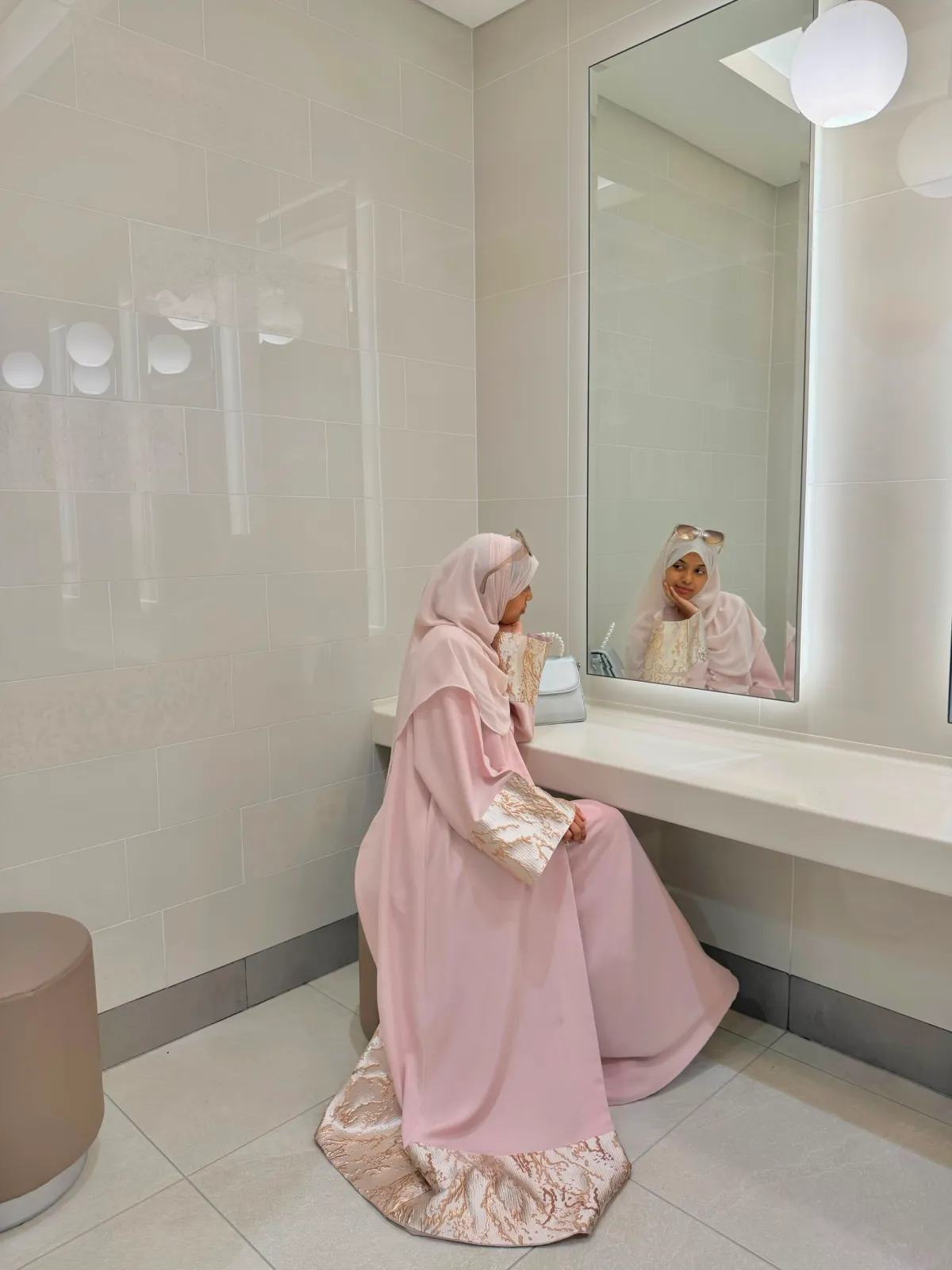 Haya Luxury Abaya - View 3