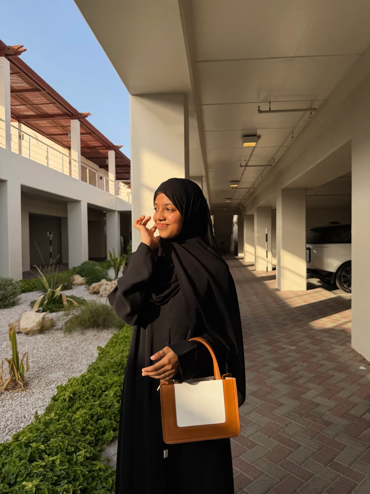 Black Comfy Abaya